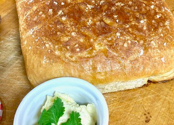 Mian Bao Brot & Ingwer-Butter