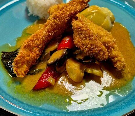 Knusper-Hähnchenbrust & Rotes-Thai-Curry & Wok-Gemüse