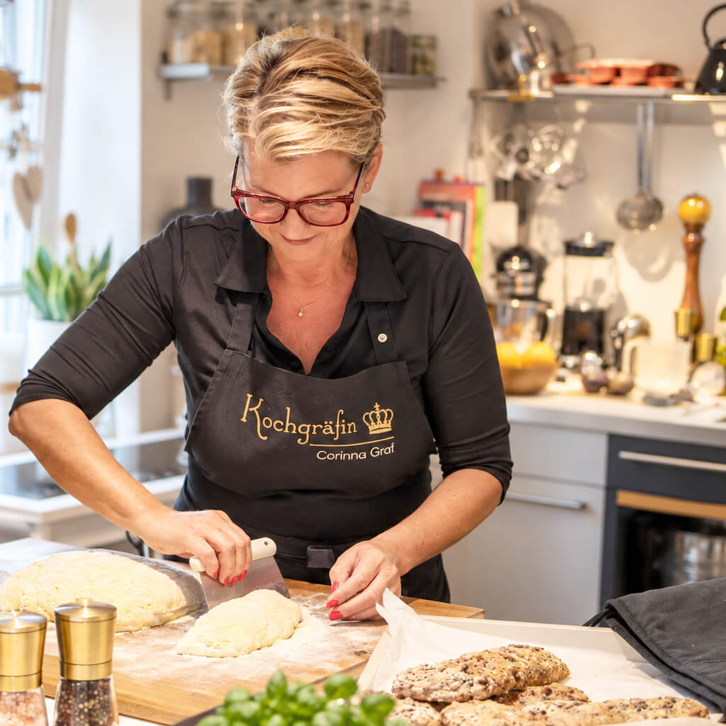 Kochgräfin Corinna Graf Kochgräfin Corinna Graf